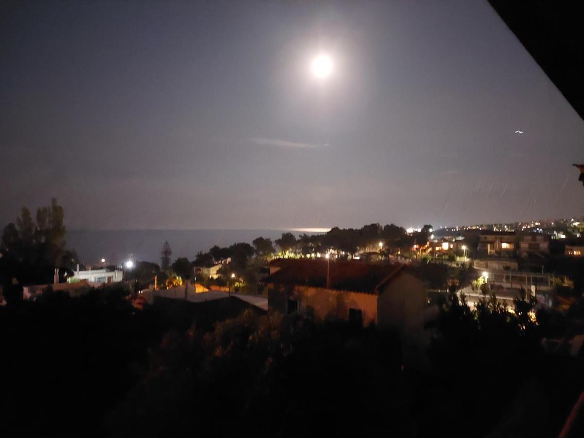 Sea View Apartment 15 Min From Athens Airport Nea Makri Exterior photo